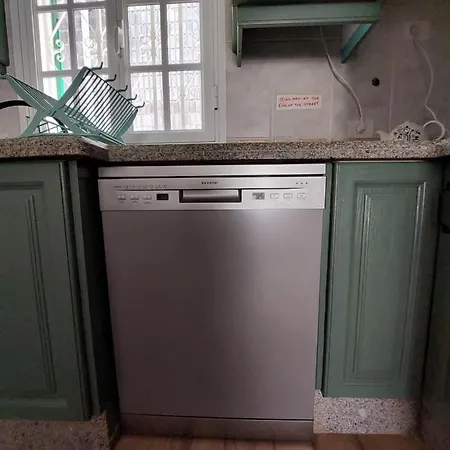 Beautiful With Heated Private Pool, Cristianos * 洛斯克里斯蒂亚诺斯