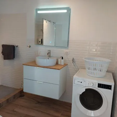 Beautiful With Heated Private Pool, Cristianos