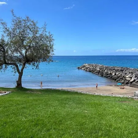 Beautiful With Heated Private Pool, Cristianos 度假居