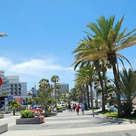 Beautiful With Heated Private Pool, Cristianos 度假居 *