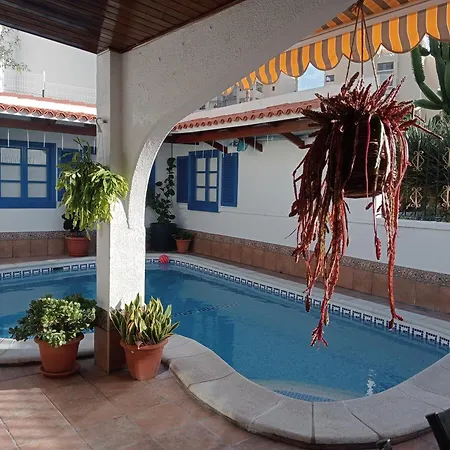 Beautiful With Heated Private Pool, Cristianos