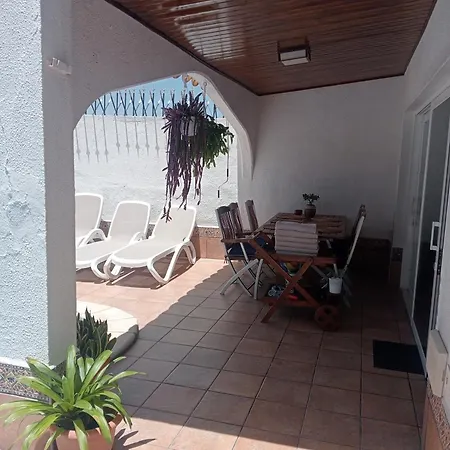 Holiday home Beautiful With Heated Private Pool, Cristianos Los Cristianos (Tenerife)