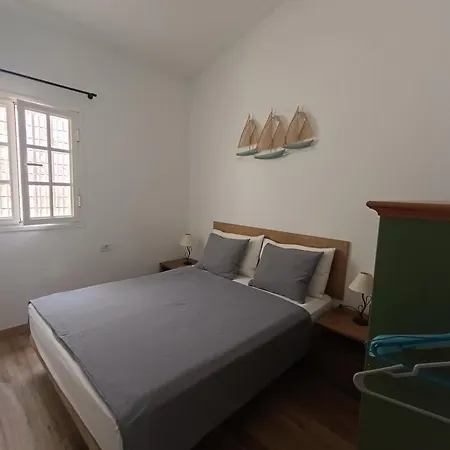 Beautiful With Heated Private Pool, Cristianos 度假居 洛斯克里斯蒂亚诺斯