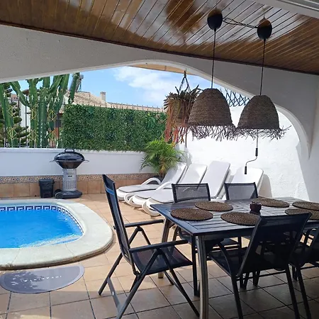 Beautiful With Heated Private Pool, Cristianos 度假居